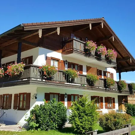 Haus Beim Stein Apartamento *